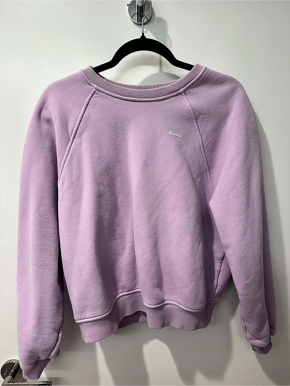 Roots Purple Crewneck Sweatshirt Like New